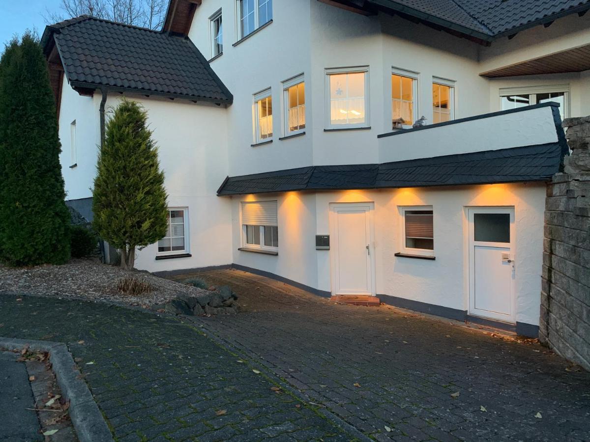 Aktiv-Ferienwohnung "Snow & Bike"- Zentral Zwischen Winterberg Und Willingen Dış mekan fotoğraf